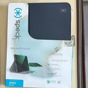 Speck Balance Folio iPad Case - Dark Gray